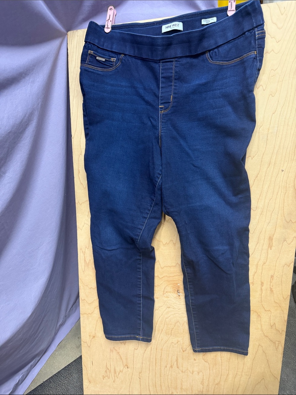 Nine West Navy Blue Cropped Stretch Jeans